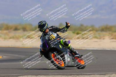 media/Oct-08-2022-SoCal Trackdays (Sat) [[1fc3beec89]]/Turn 16 (125pm)/